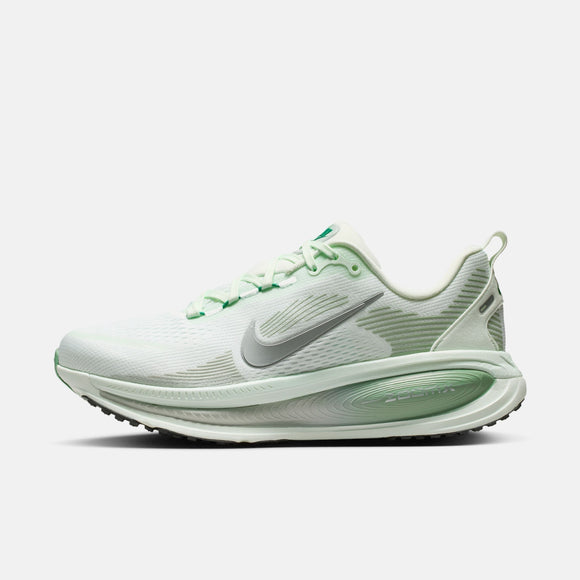 NIKE W  VOMERO 18 HM6804-300 RUNNING SHOES (W)