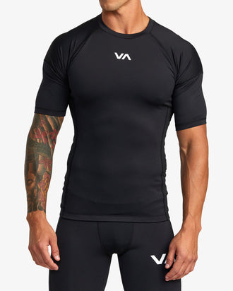 RVCA COMPRESSIONSS  KTTP BLK AVYKT00265-BLK COMPRESSION TOP SHORT SLEEVE (M)