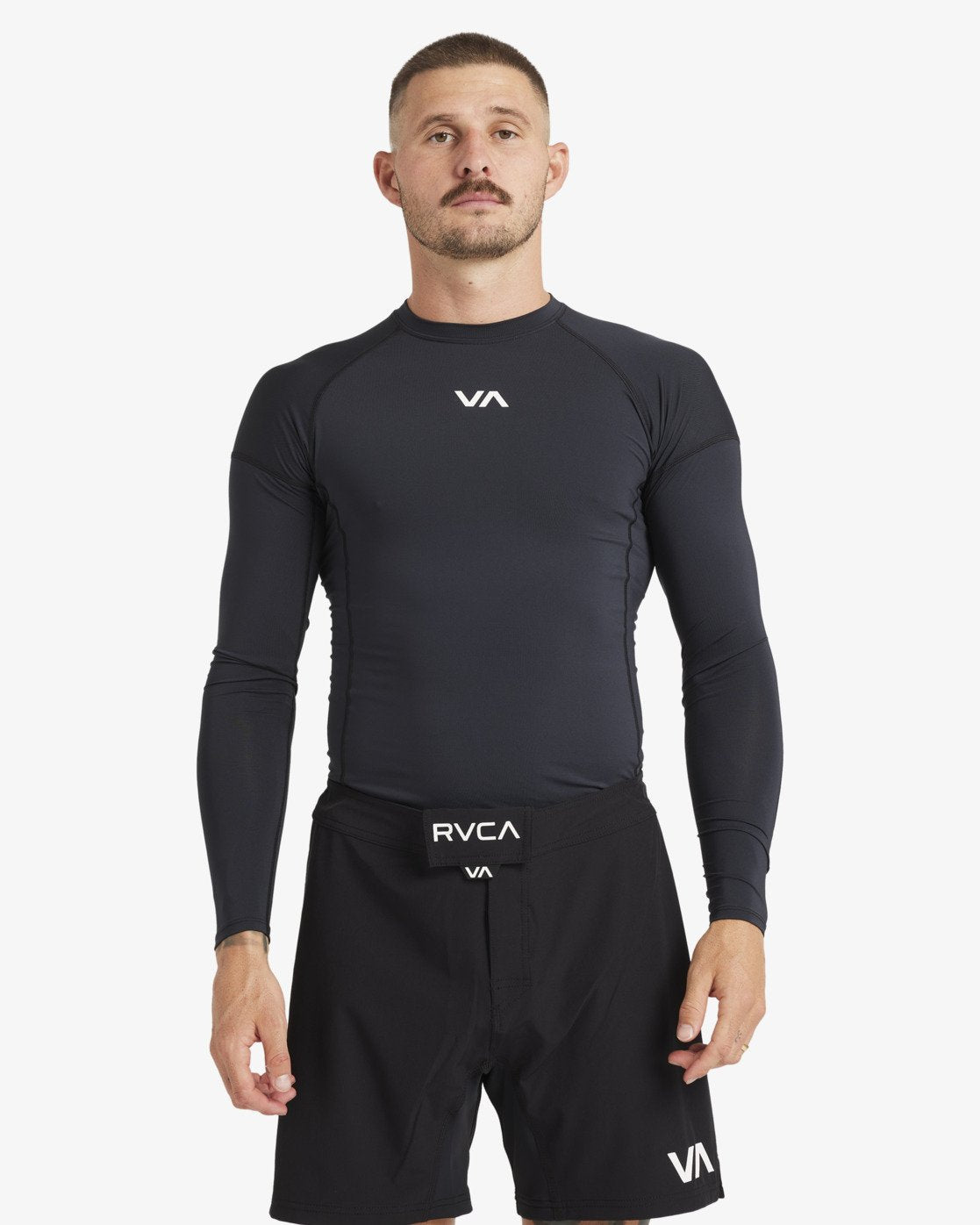 RVCA SPORT RASHGUARD  SFSH BLK AVYWR00135-BLK RASH GUARD LONG SLEEVE (M)