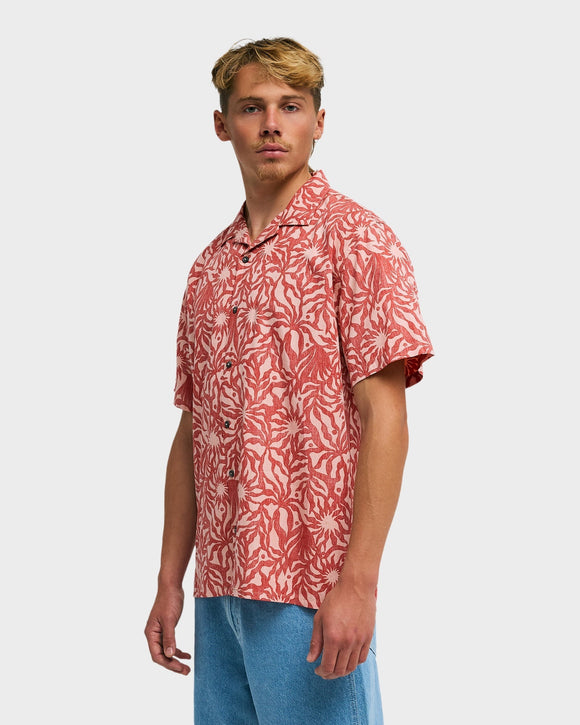 BILLABONG VACAY SS EBYWT03019-MNW0 SHIRT SHORT SLEEVE (M)