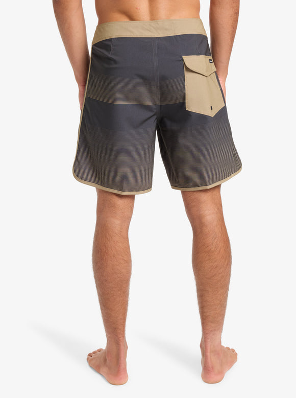 QUIKSILVER SURFSILK EQYBS04862-KTA8 BOARDSHORT (M)