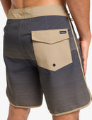 QUIKSILVER SURFSILK EQYBS04862-KTA8 BOARDSHORT (M)-4