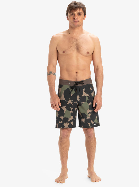 QUIKSILVER HIGHLINE ARCH EQYBS04864-CRE6 BOARDSHORT (M)
