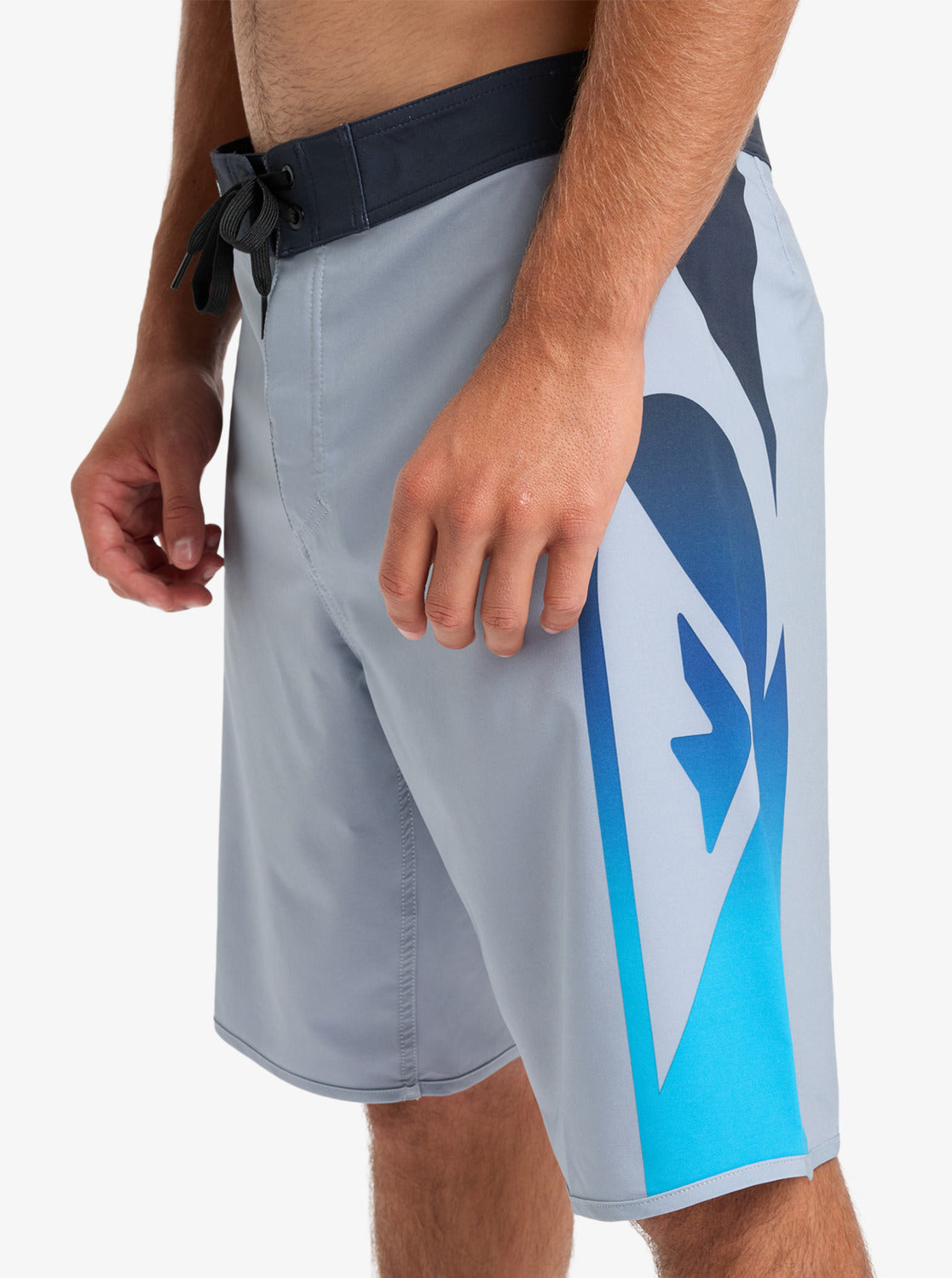 QUIKSILVER SURFSILK HOLMES EQYBS04893-SJE8 BOARDSHORT (M)