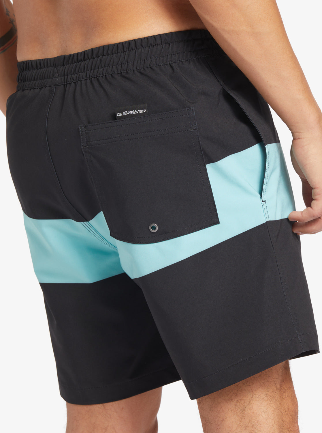 QUIKSILVER SURFSILK EQYJV04008-KVJ9 SURF SHORT (M)