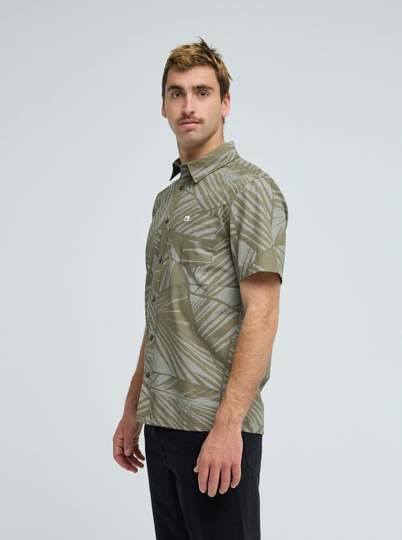 QUIKSILVER FORKHILL EQYWT04682-CRE6 SHIRT SHORT SLEEVE (M)