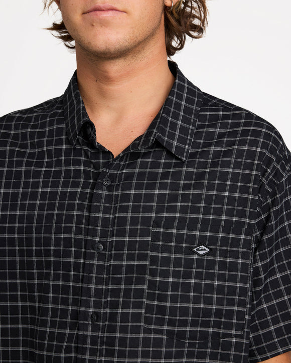 QUIKSILVER LIQUID WOVEN UQYWT03114-KVJ0 SHIRT SHORT SLEEVE (M)