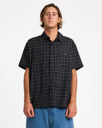 QUIKSILVER LIQUID WOVEN UQYWT03114-KVJ0 SHIRT SHORT SLEEVE (M)