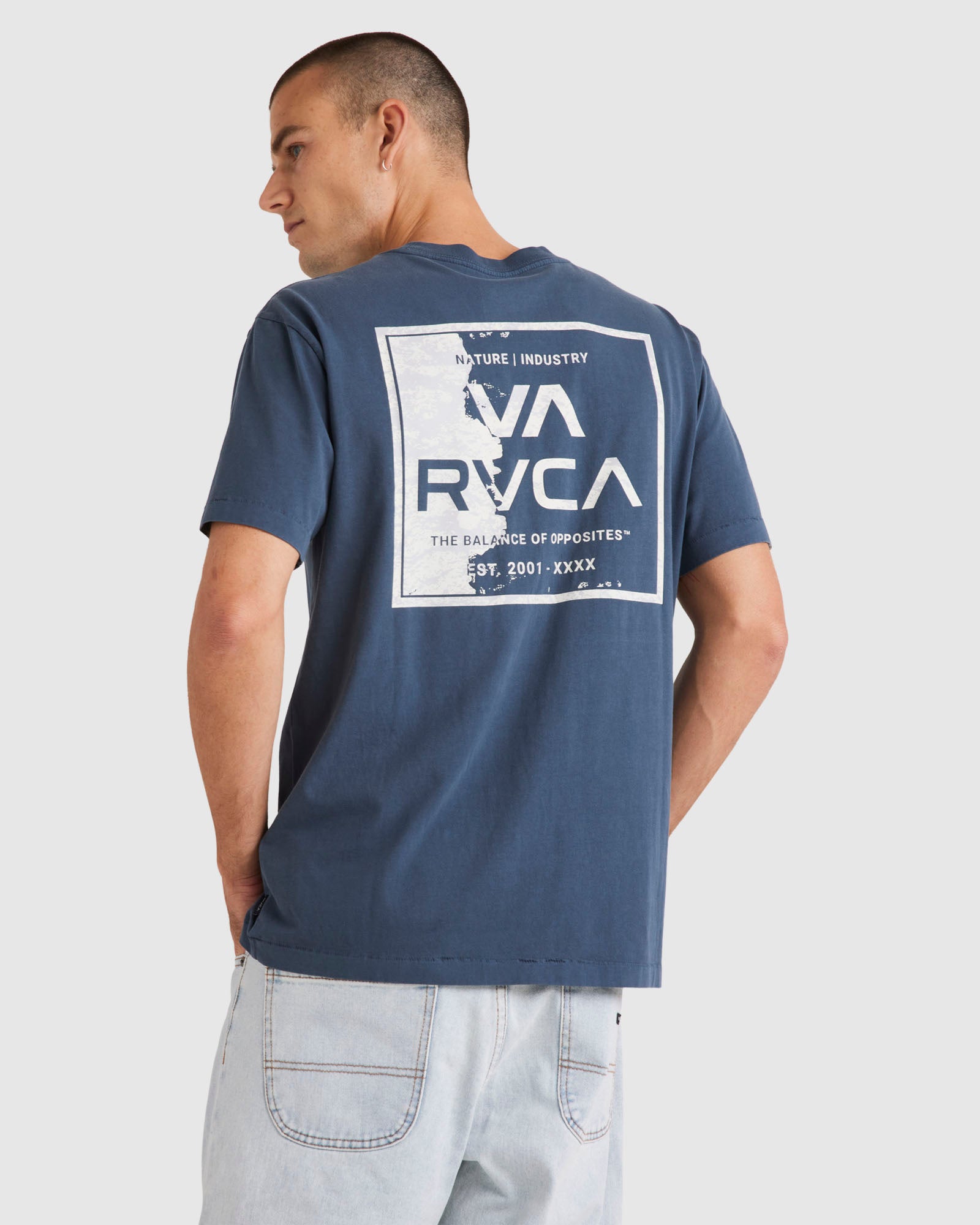 RVCA VA TORN SS TEE VALOCM120-GNB T-SHIRT SHORT SLEEVE (M)