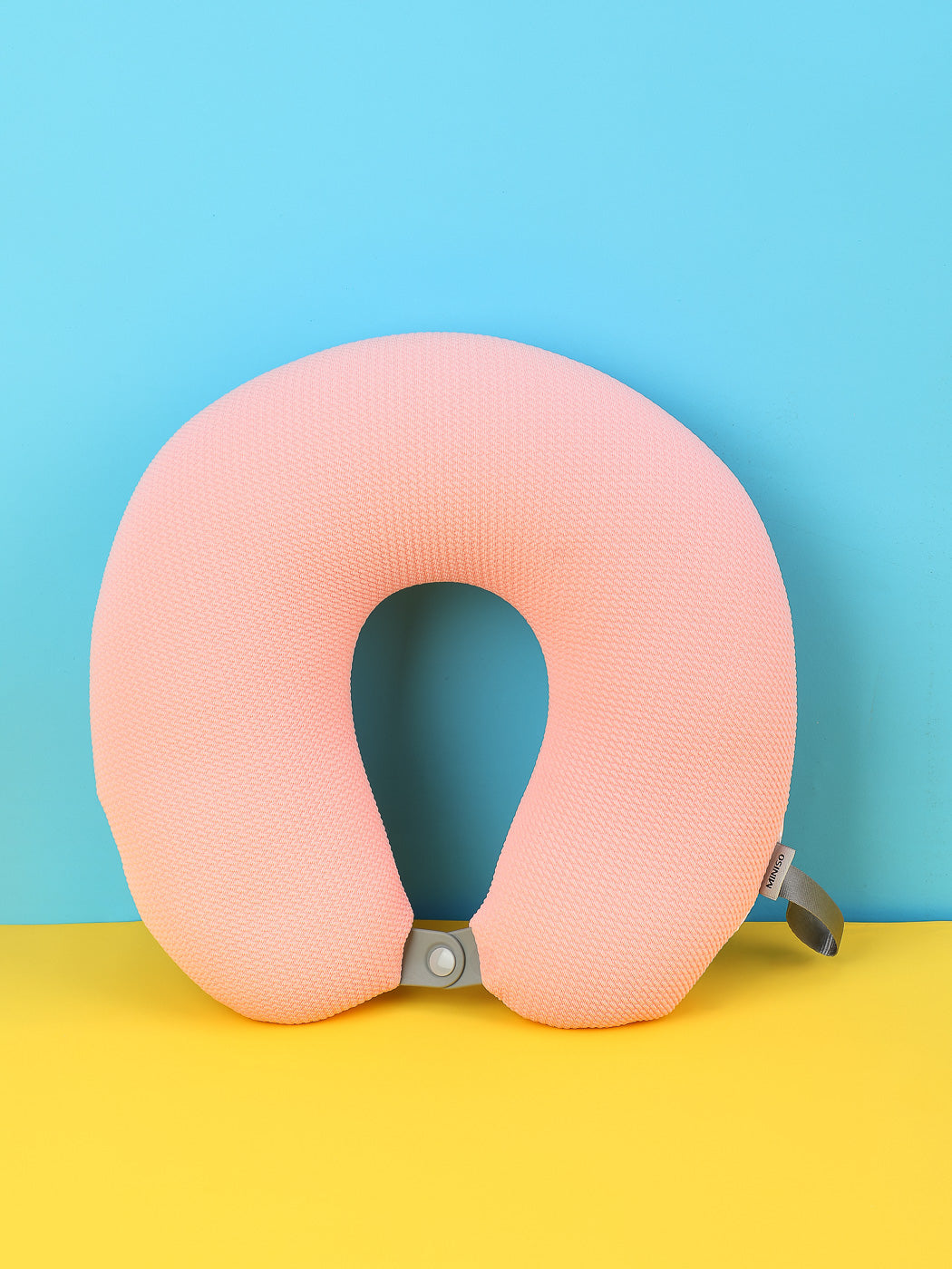 MINISO U-SHAPED PILLOW ( PINK ) 2008560210103 U-SHAPED NECK PILLOW