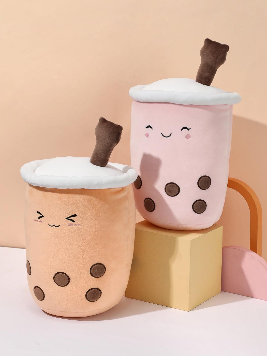 MINISO BEVERAGES SERIES PILLOW LITTLE BEAR MILK TEA WITH STRAW ( COFFEE ) 2011368510108 CARTOON PILLOW