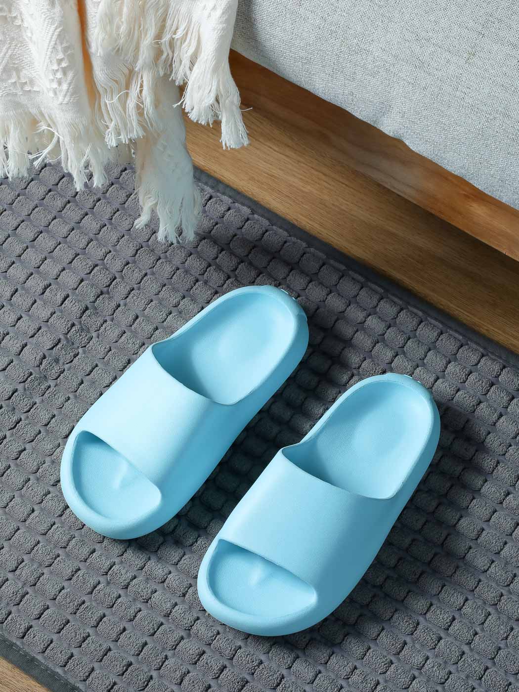 MINISO CANDY COLOR BATH SLIPPERS (39-40,LIGHT BLUE) 2012604515147 BATHROOM SLIPPERS
