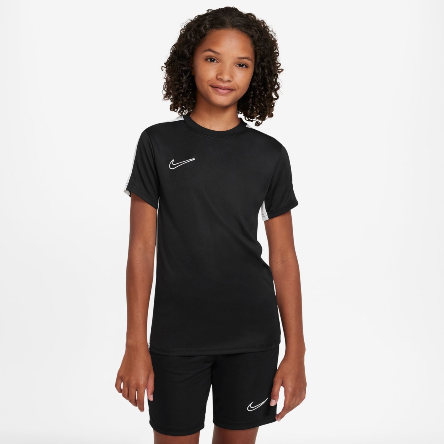 Nike football apparel best sale