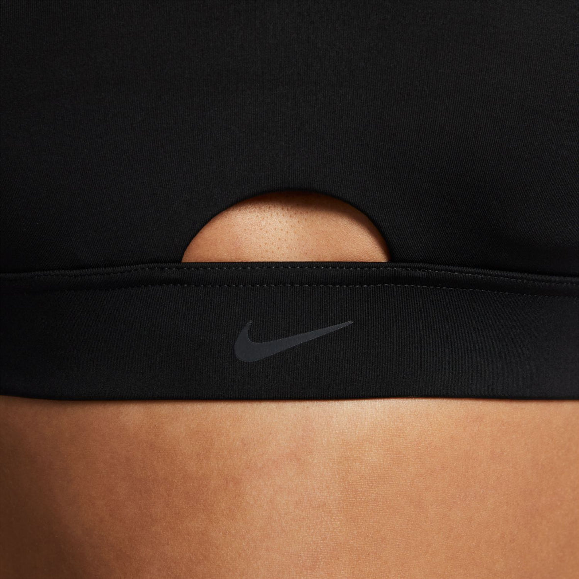 NIKE AS W NK DF INDYPLUNGECUTOUTBRA FD7287-010 SPORTS BRA (W) | Sonee ...