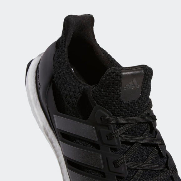 ADIDAS ULTRABOOST 5.0 DNA GV8746 RUNNING SHOES (M)